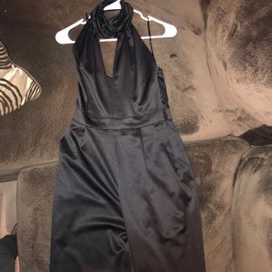 Black sleeveless pant suit